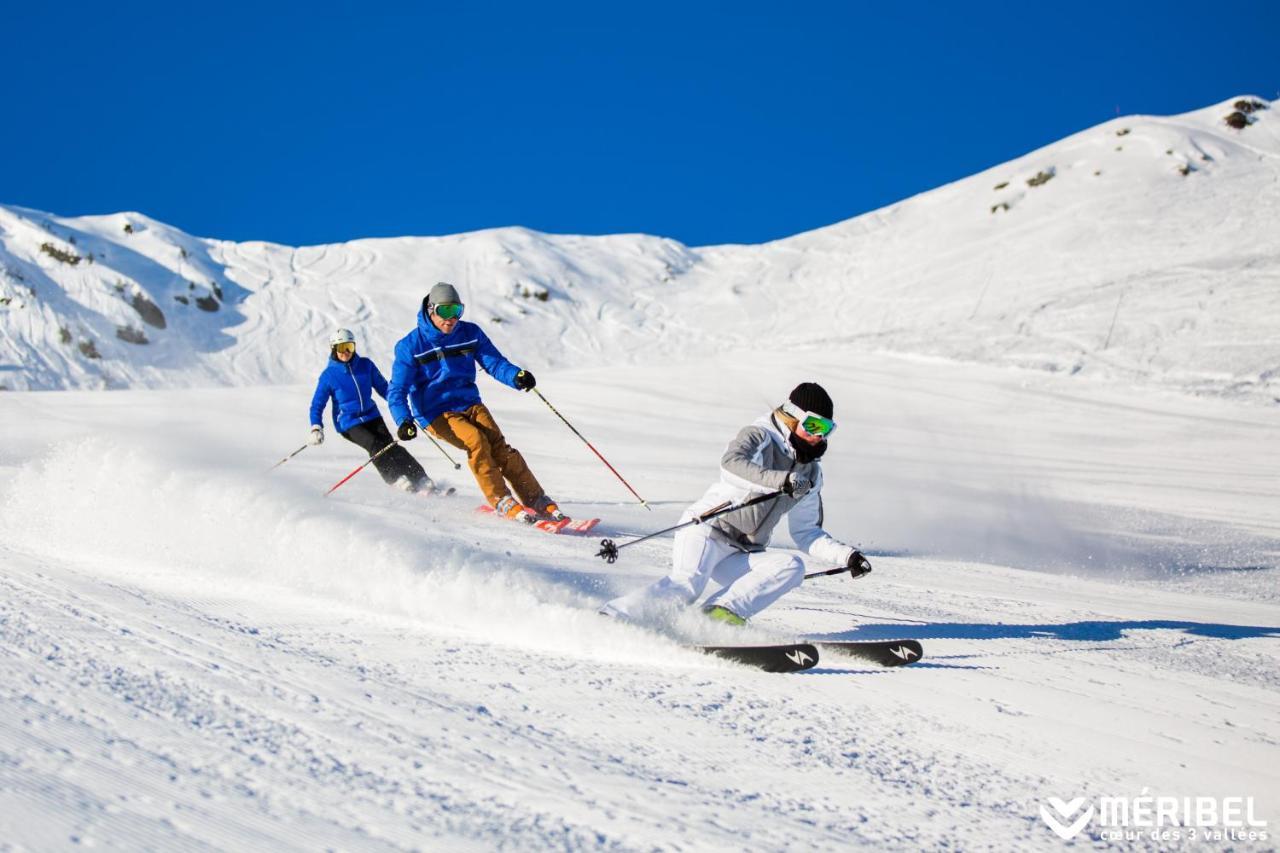 Hotel Le Chamois D'Or, Ussim Vacances Мерибель Экстерьер фото